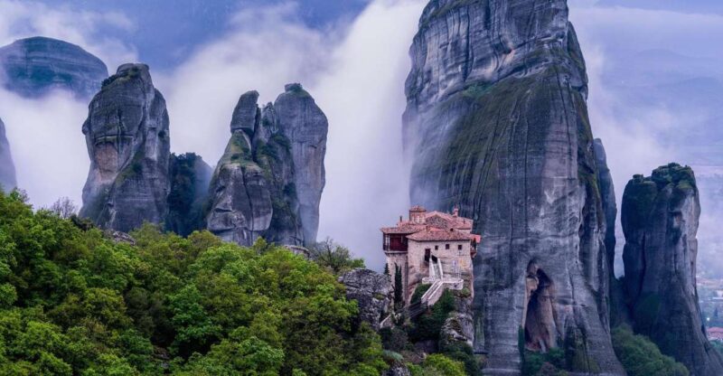 From Athens: 2 Days Meteora, Thermopylae & Delphi Tour - Delphis Archaeological Marvels and Museum Experience