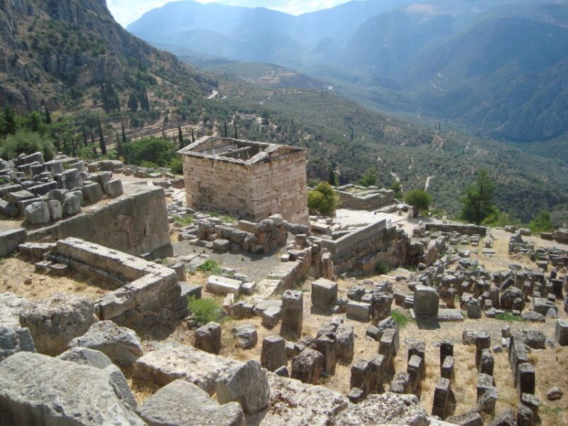 From Athens: Full Day Private Tour of Delphi - Delving into the Delphi Archaeological Museum