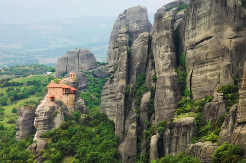 From Athens: Meteora and Thermopylae Private Full-Day Trip - A Private Full-Day Journey to Meteora and Thermopylae in Comfort