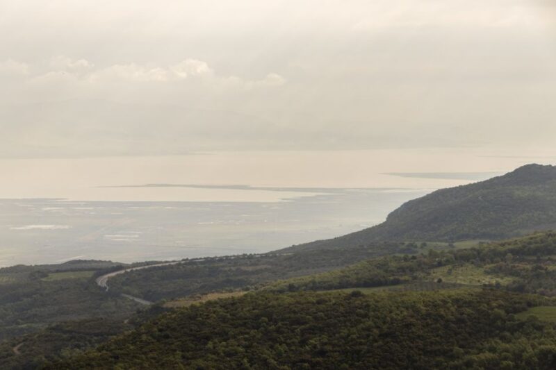 From Athens: Private Day Tour to Meteora and Thermopylae - Key Points