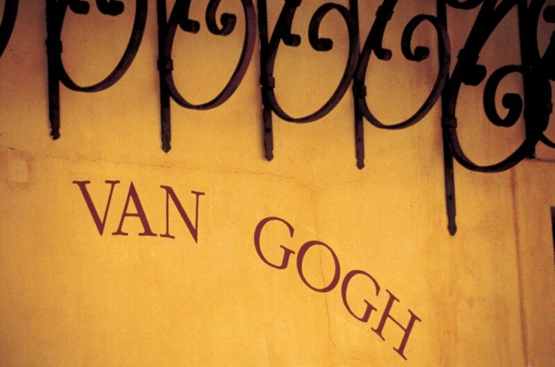 From Avignon: Half-Day Van Gogh & Carrières de Lumières Tour - Logistics and Practical Tips for the Tour