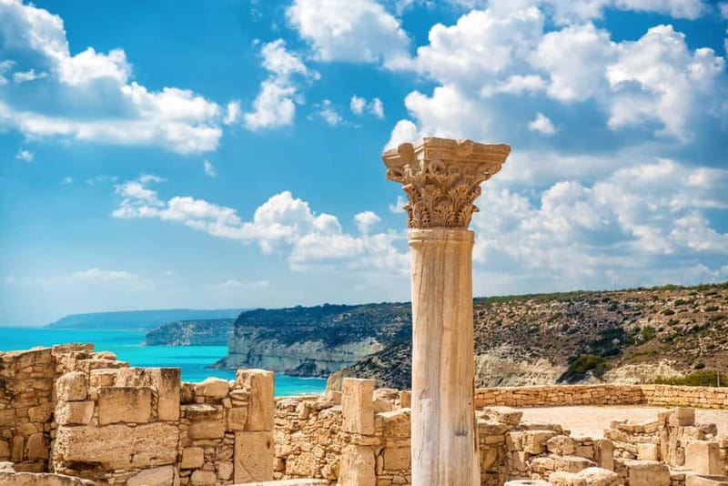 From Ayia Napa/Protaras/Larnaca: Paphos & Kourion in Italian - Mythical Stop at Petra tou Romiou, Aphrodite’s Birthplace