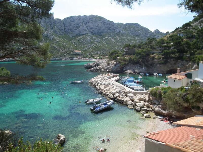 From Bandol: Visit the 13 calanques of Cassis & Marseille (3 hours 15 minutes at sea) - Discovering the Cosquer Cave and the Calanque of Morgiou