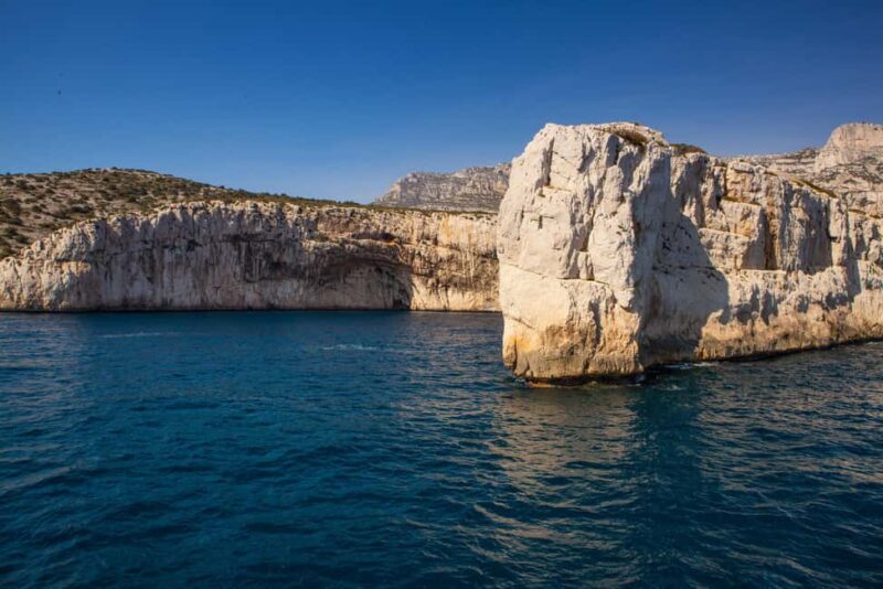 From Bandol: Visit the 13 calanques of Cassis & Marseille (3 hours 15 minutes at sea) - Comparing Similar Sea Tours in the Region