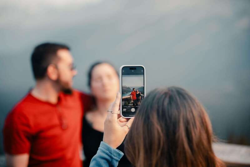 From Banff: Athabasca Glacier and Columbia Icefield Day Trip - Packed Lunch: A Hearty Midday Break