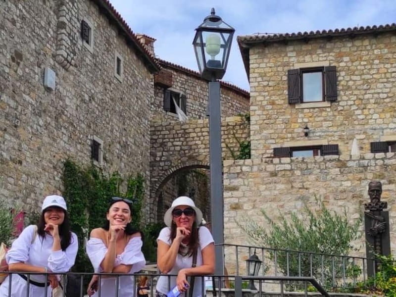 From Bar: Phoenix Town & Town of Pirates in One Day - Practical Details and Logistics