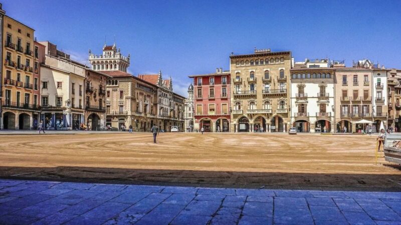 From Barcelona: Besalú & Medieval Towns Tour w/ Hotel Pickup - Food and Local Flavor During the Tour