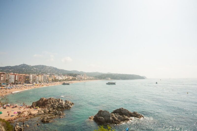 From Barcelona: Costa Brava Day Tour with Boat Trip - Exploring Tossa de Mar’s Medieval Old Town