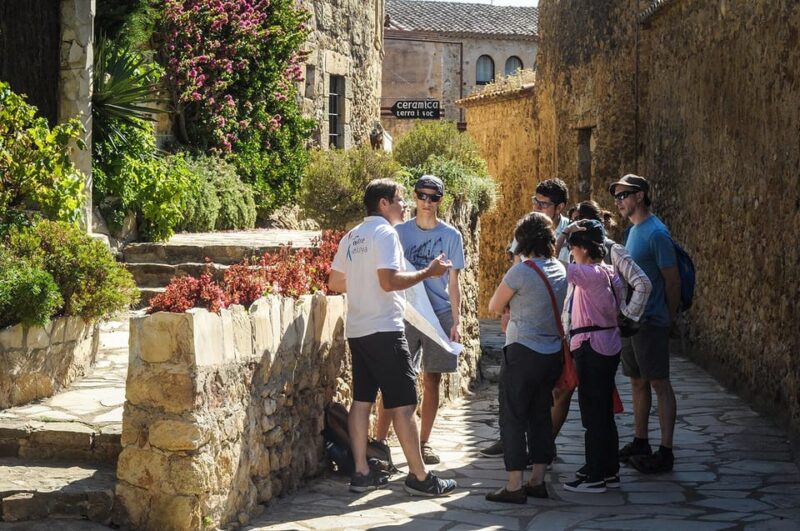 From Barcelona: Girona and Costa Brava Day Tour - Calella de Palafrugell: Coastal Beauty and Beachside Relaxation