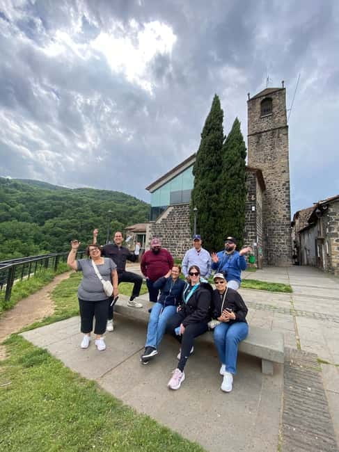 From Barcelona: Girona, Besalú & Medieval Villages Day Trip - Exploring Girona’s Medieval and Roman Roots