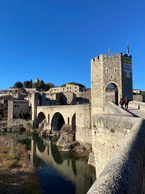 From Barcelona: Girona, Besalú & Medieval Villages Day Trip - Savoring Catalan Flavors with a Traditional Lunch