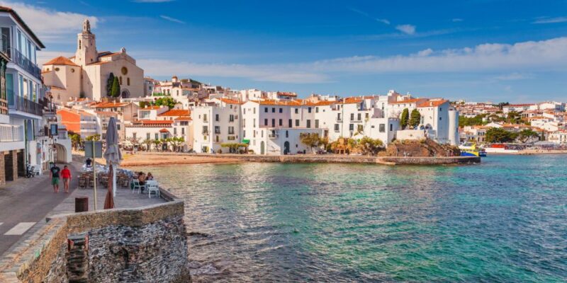 From Barcelona: Girona, Figueres, Dalí Museum, and Cadaqués - The Scenic Return to Barcelona