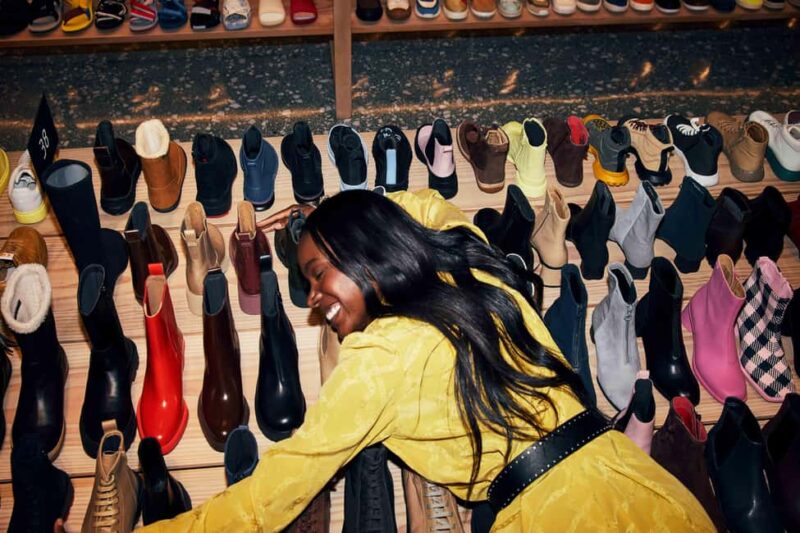 From Barcelona: La Roca Village Shopping Express® Day Trip - Direct Coach Service from Barcelona to La Roca Village