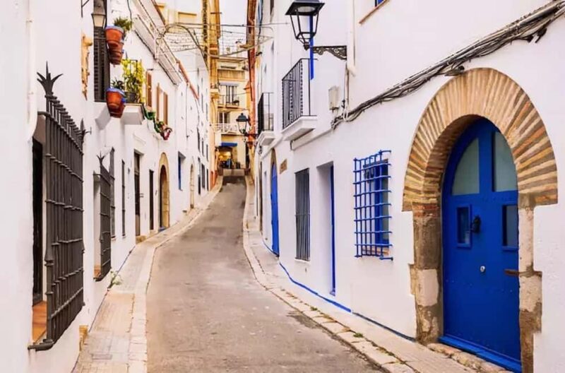 From Barcelona: Montserrat, Cavas Codorniu, and Sitges - Comfortable Bus Travel Between Attractions