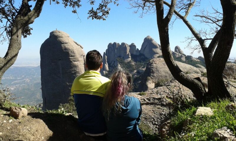 From Barcelona: Montserrat Mountain Hike and Abbey Tour - Montserrats Scenic Location and Geological Highlights