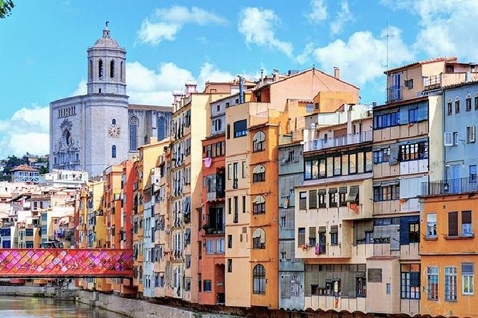 From Barcelona: Private Girona and Figueres with Dali Museum Tour - Visiting the Dalí Museum in Figueres