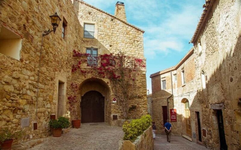 From Barcelona: Private Girona & Medieval Villages Tour - Exploring Gironas Medieval Walls and City Views