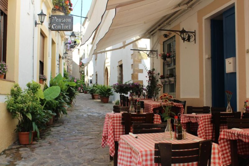 From Barcelona: Tossa de Mar Day Tour with Beach Time - The Return Journey and Reflection Time