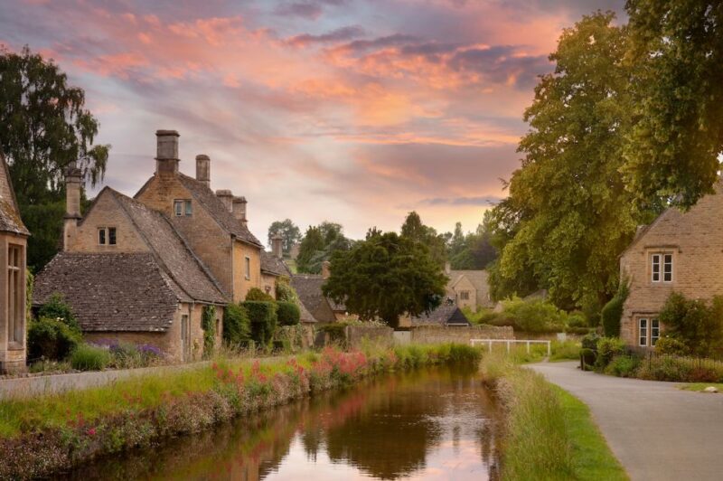 From Bath: Cotswolds Private Day Tour with Pickup - Regional Lunch at a Traditional Village Inn