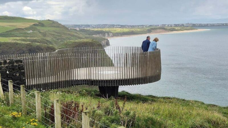 From Belfast: Black Taxi, Titanic & Giants Causeway Tour - Summary of the Experiences Strengths