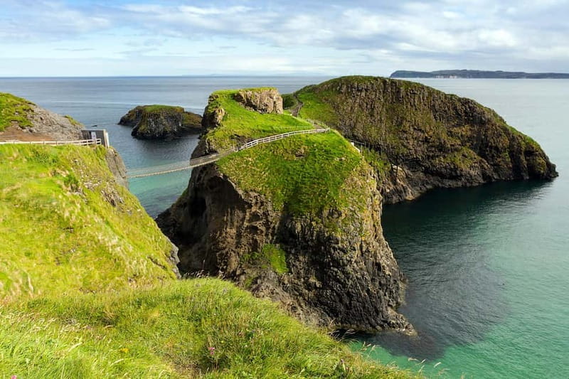 From Belfast: Giant's Causeway and Game of Thrones Tour - Exploring Ballintoy Harbour and Sandy Bay Cave