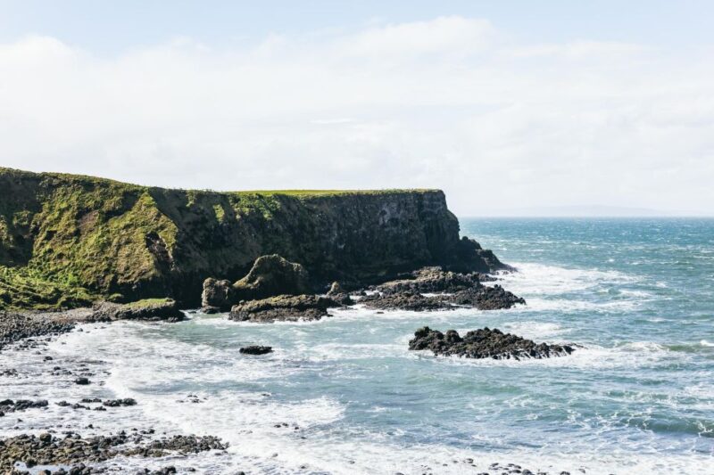 From Belfast: Giant's Causeway Full-Day Guided Trip - Key Points