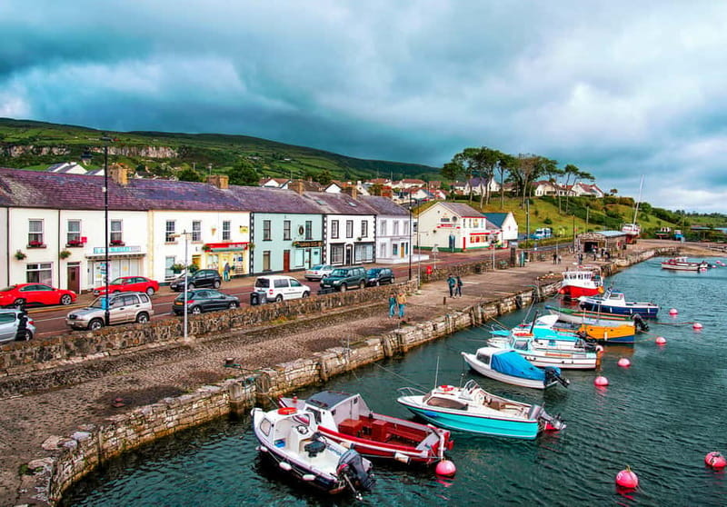 From Belfast: Giant's Causeway Guided Day Tour With Castles - Key Points