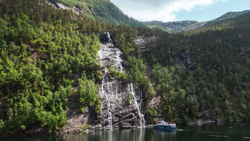 From Bergen: The Original Fjord Cruise to Mostraumen - The Experience and the Crew