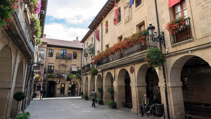 From Bilbao: Rioja Wine Region with Winery & Vitoria-Gasteiz - Exploring the Rioja Wine Region from Bilbao
