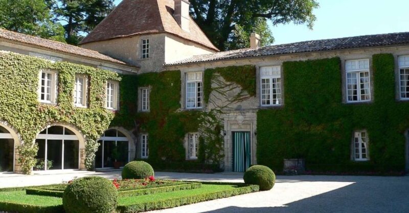 From Bordeaux: Full-Day Medoc Wine Tour - Physical Requirements and Accessibility