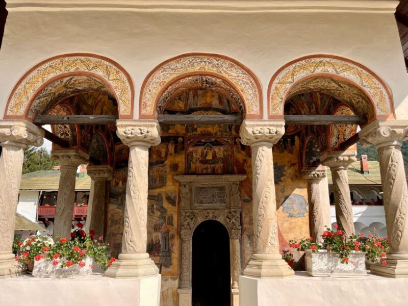 From Braov: Romanian Castle Tour with Bran and Peles - Practical Tips for the Tour Experience