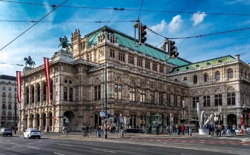 From Bratislava: Vienna Private City Tour & Schönbrunn - Key Points