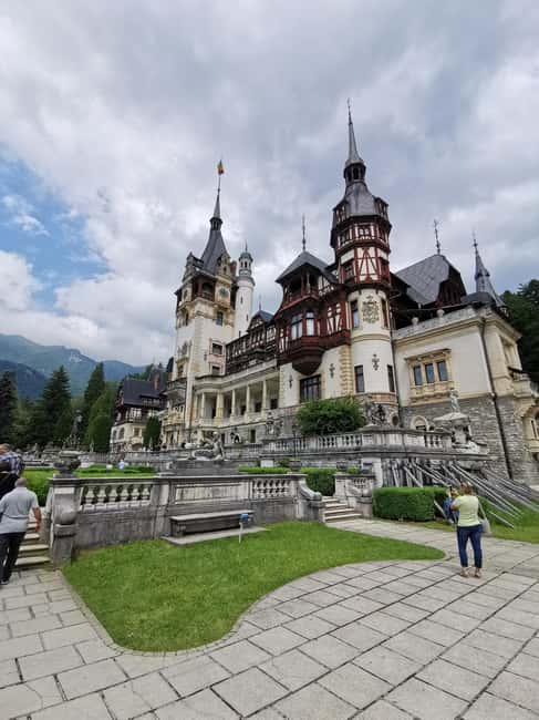 From Bucharest: Dracula & Peles Castle Private Day Trip - Considerations for Peles Castle’s Availability and Extra Stops