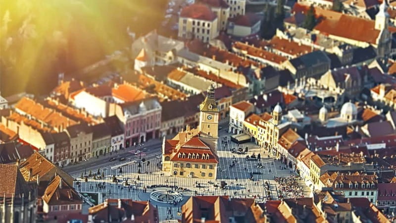 From Bucharest: Dracula's castle, Peles Castle and Brasov - Exploring Bran Castle and the Dracula Legend