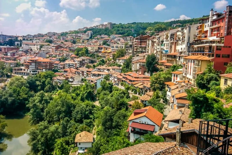 From Bucharest: Experience Bulgaria Small-Group Trip - Discovering Veliko Tarnovo, the City of Tsars