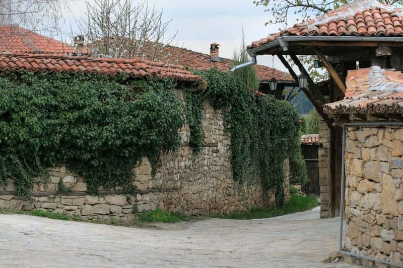 From Bucharest: Experience Bulgaria Small-Group Trip - Visiting the Village of Arbanassi’s Medieval Atmosphere