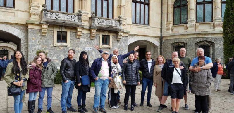 From Bucharest: Pele and Bran Castles Private Tour - Walking Tour of Brasov’s Historic Old Town