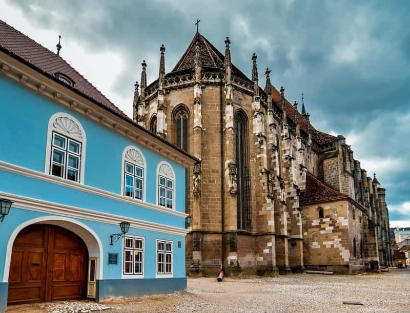 From Bucharest: Peles Castle, Brasov & Bran Castle Day Trip - Practical Tips for the Tour