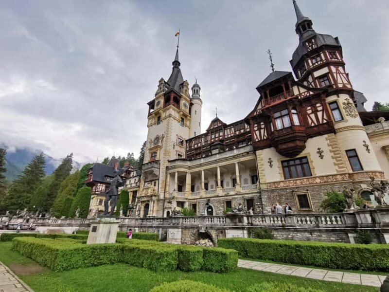 From Bucharest: Private tour to Peles Castle 6 Hours - Peles Castle: A Masterpiece of Neo-Renaissance Architecture