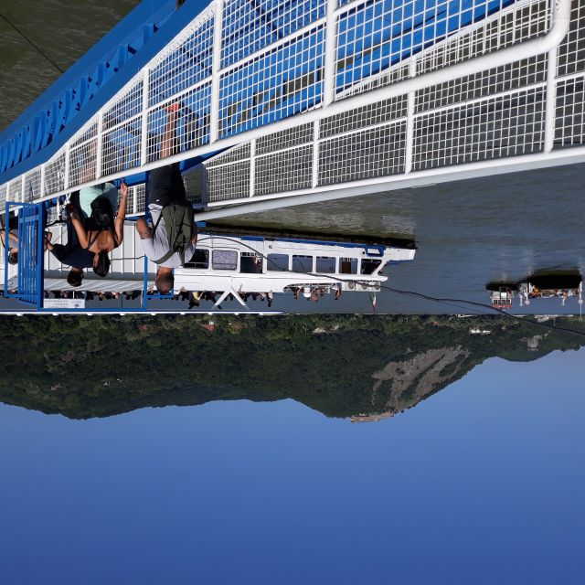 From Budapest: Danube Bend & Szentendre Tour with Lunch - Szentendre’s Artistic Atmosphere and Village Tour