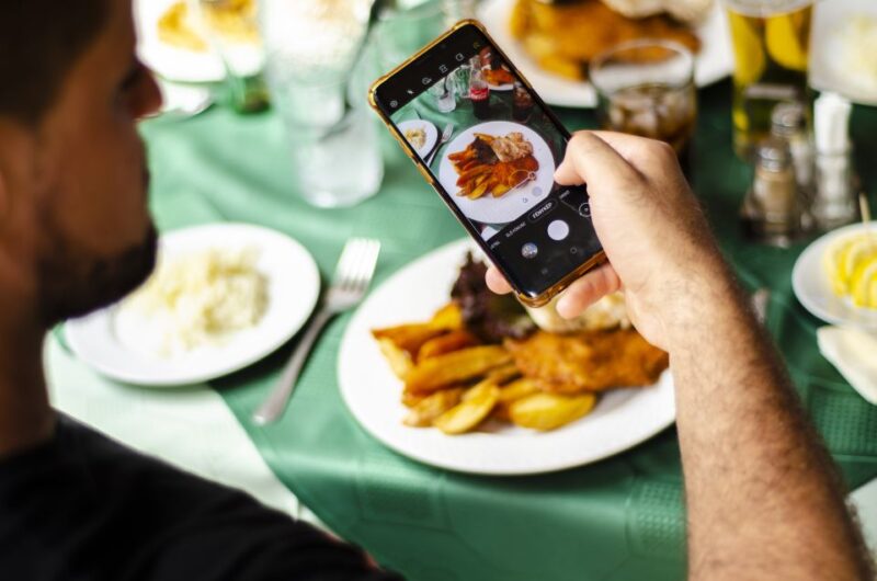 From Budapest: Full-Day Danube Bend Tour with Lunch - Satisfying the Curious and Sightseeing Enthusiasts