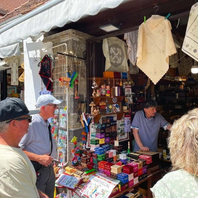 From Budapest: Szentendre Art and History with StreetFood - Comparing Similar Experiences