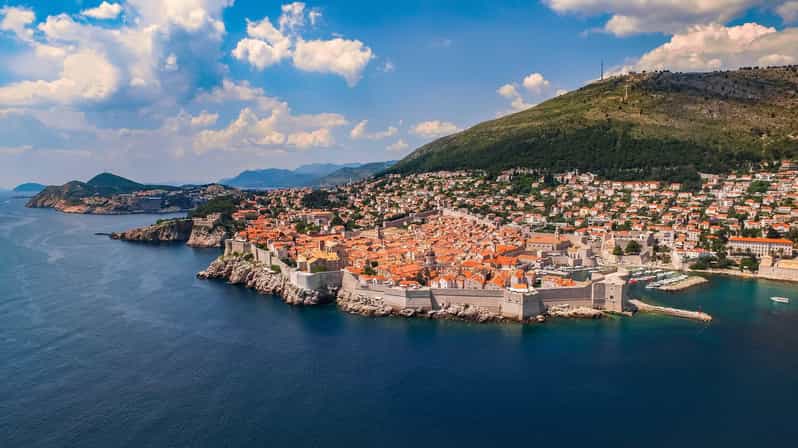 From Budva: Dubrovnik Guided Tour with Free Time - Dubrovnik Old Town Guided Tour with a Local Expert
