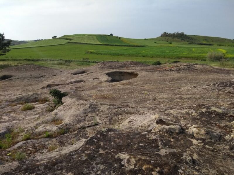 From Cagliari: Day Trip to Domus de Janas Fairy Houses - Discovering the Tombs of Pimentel: Corongiu and De Sacqua Salida