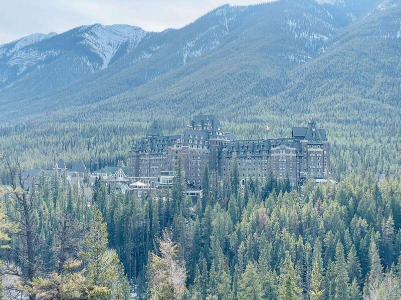 From Calgary: Banff, Moraine Lake and Lake Louise Tour - The Scenic Hoodoo Trail and Valley of the Rocks