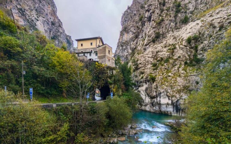 From Cangas de Onís: Lakes of Covadonga and Bulnes by funicular - Practical Details: Logistics and Accessibility