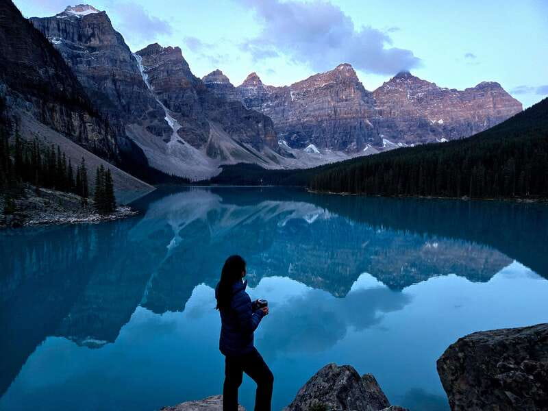 From Canmore/Banff: Moraine Lake Sunrise & Lake Louise Tour - The Experience for Different Types of Visitors