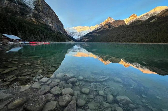 From Canmore Moraine Lake and Lake Louise Sightseeing - Discovering Lake Louise’s Emerald Waters