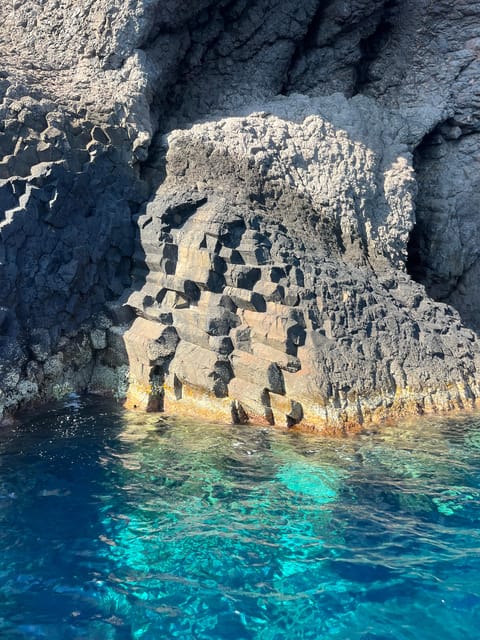 From Cargèse : The Grand Tour of the Gulf - Comparing Similar Tours