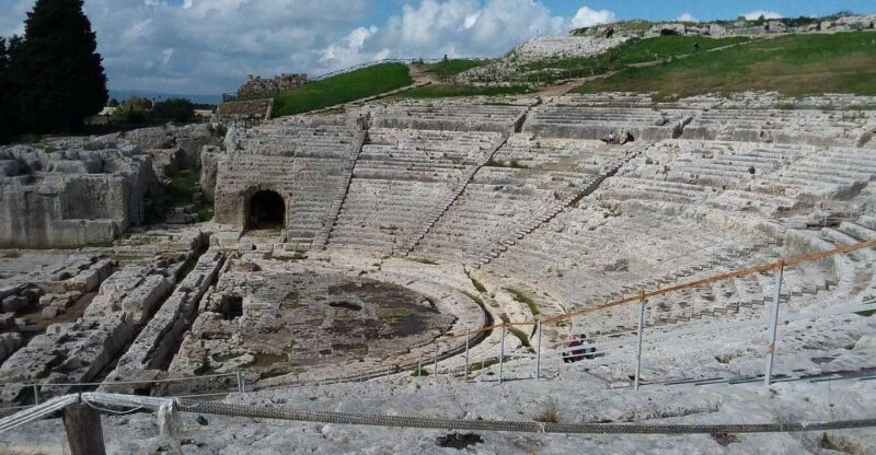 From Catania: Siracusa, Ortigia, Noto audio-guided tour - The Multilingual Audio Guide and Its Role